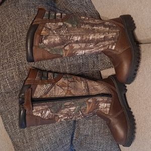 Camo Snake-boots